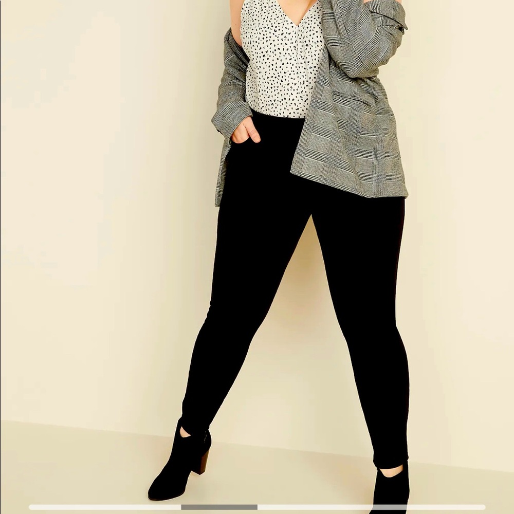 Old Navy Sculpt Rockstar Black Jeans